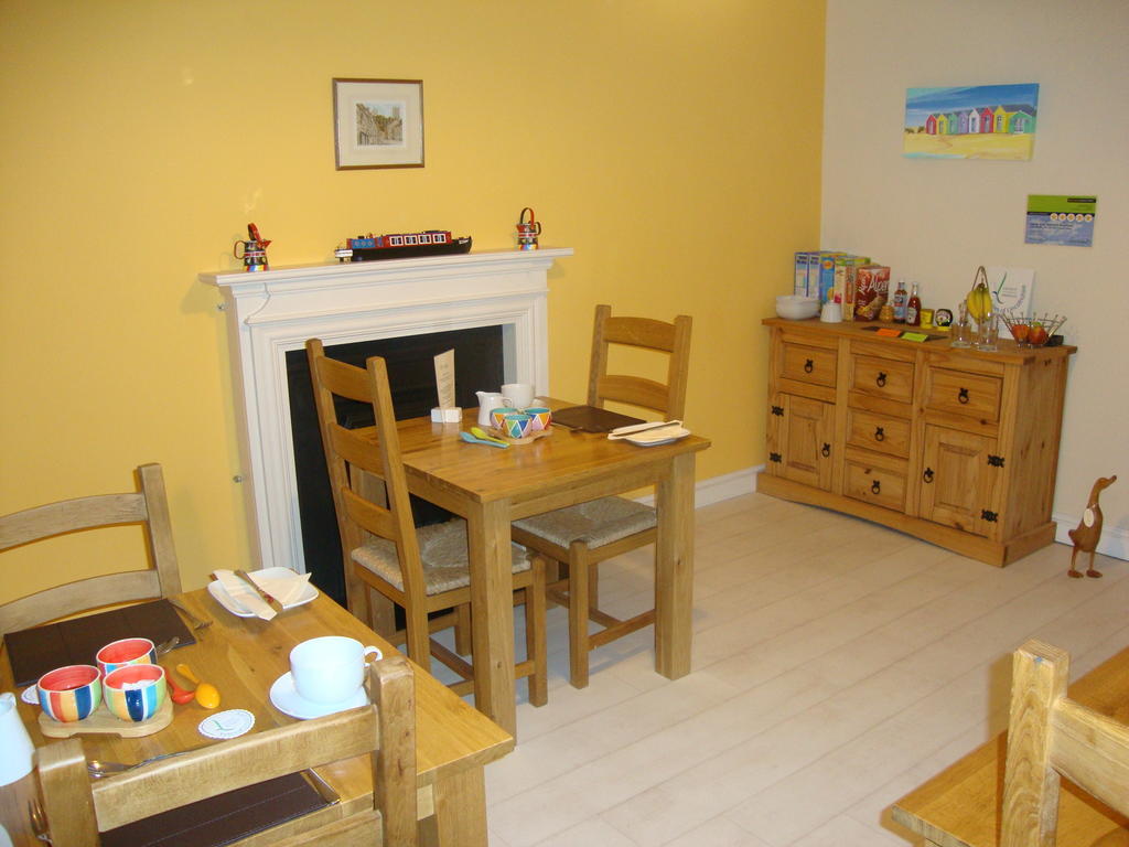 Saxilby Canal View Bed And Breakfast المظهر الخارجي الصورة