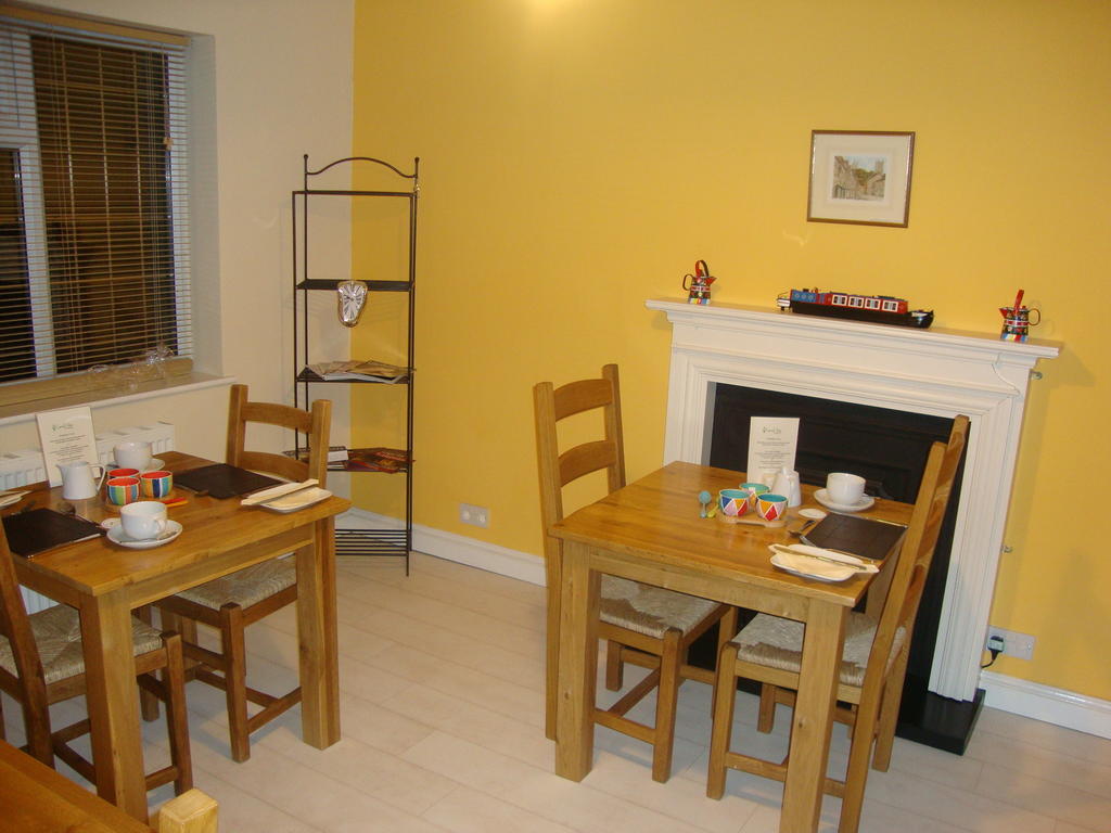 Saxilby Canal View Bed And Breakfast المظهر الخارجي الصورة