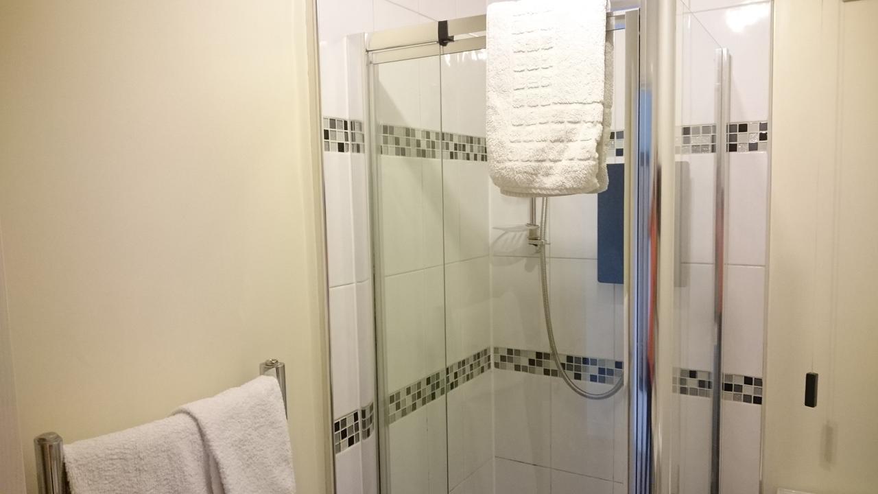 Saxilby Canal View Bed And Breakfast المظهر الخارجي الصورة